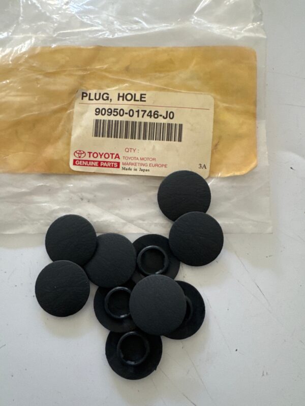 90950-01746-J0, TAPON  ORIFICIO (TABLERO GUARNICION PUERTA FR.), Toyota - Lexus