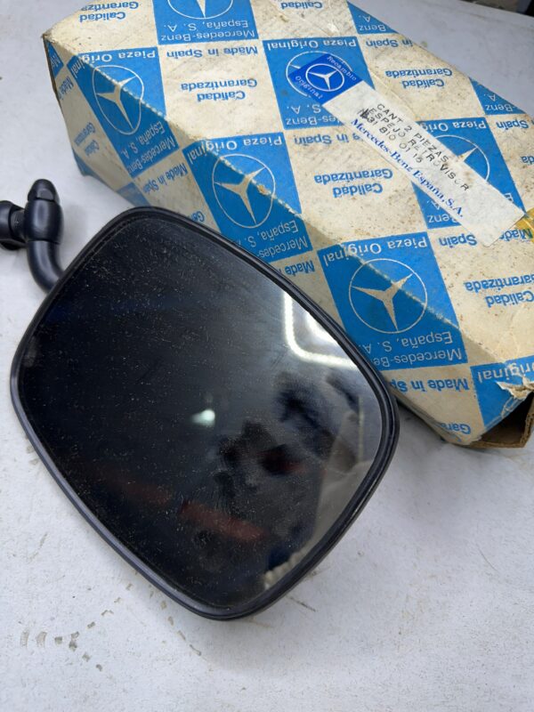 Espejo retrovisor MERCEDES L318100116