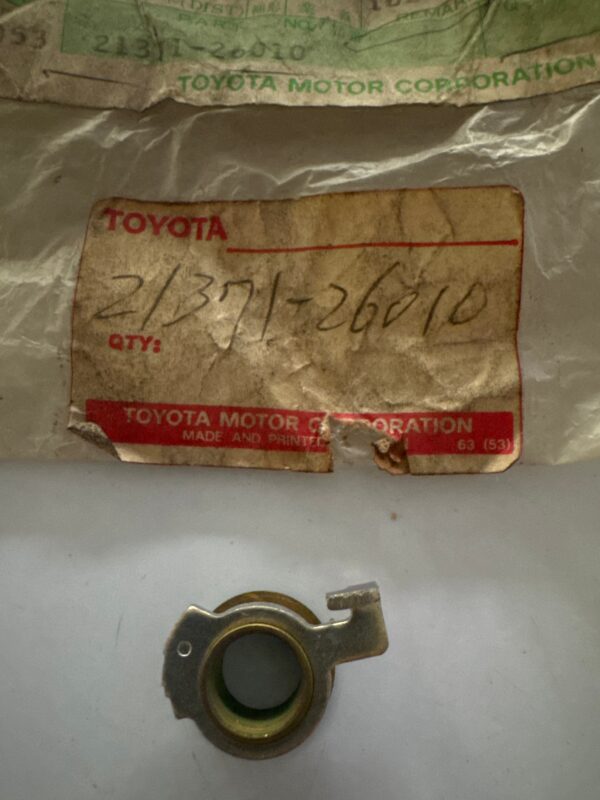 21371-26010 CARBURETOR, toyota