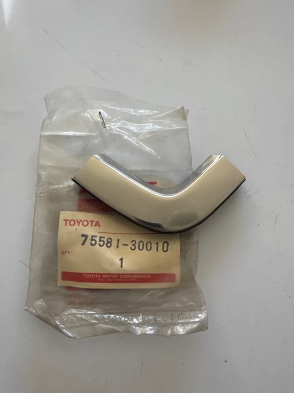 75581-30010, 75581-30010 REAR MOULDING, toyota, Toyota - Lexus