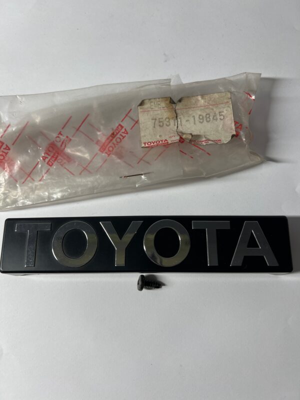 75311-19845, 75311-19845 EMBLEM & NAME PLATE (EXTERIOR & INTERIOR), toyota, Toyota - Lexus
