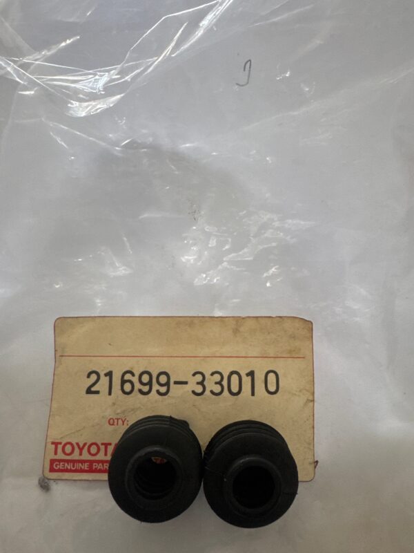 21699-33010 CARBURETOR, toyota