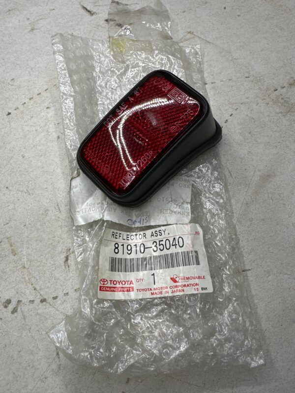 81910-35040 REFLEX REFLECTOR, toyota