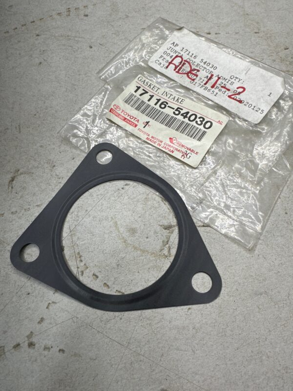 17116-54030 MANIFOLD, toyota