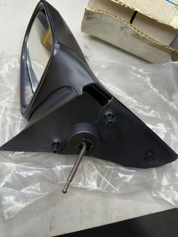 Espejo retrovisor derecho OPEL CORSA B 230304A ARTO