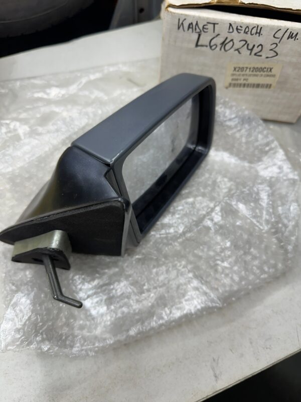 Espejo retrovisor derecho OPEL KADETT L6102423 / X2071200CIX