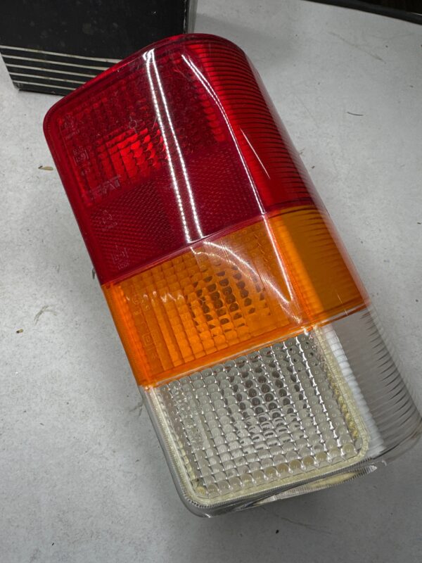 Piloto trasero derecho SEAT TERRA SE024934002A