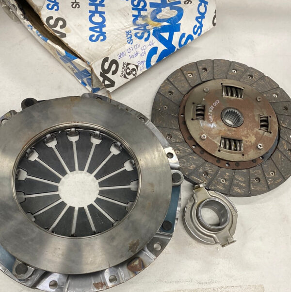 Clutch Kit MAZDA 323/626 SACHS 3000257001